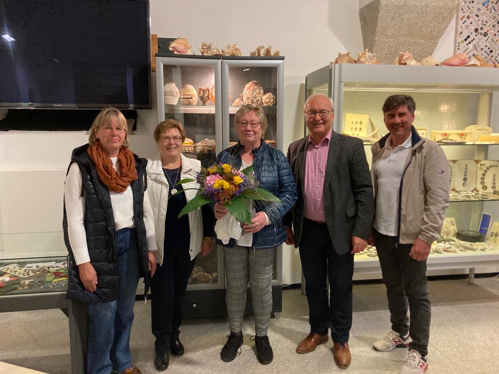 Traditionelle Klöppelkunst bringt Besucher zum Staunen