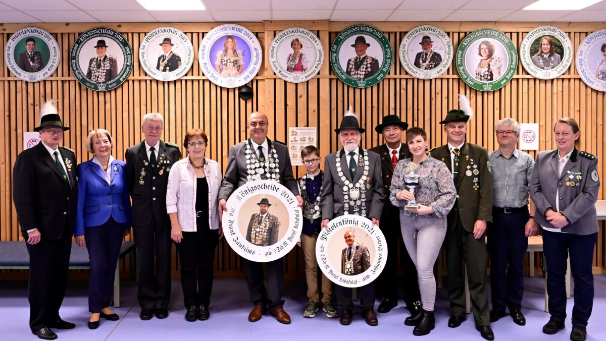 Feuerschützen küren Könige