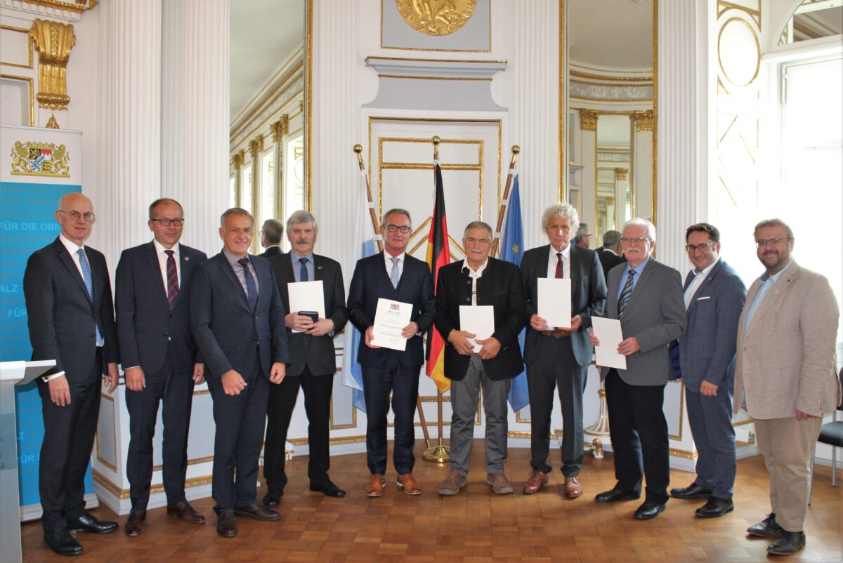 Besondere Auszeichnung für Vollblutpolitiker