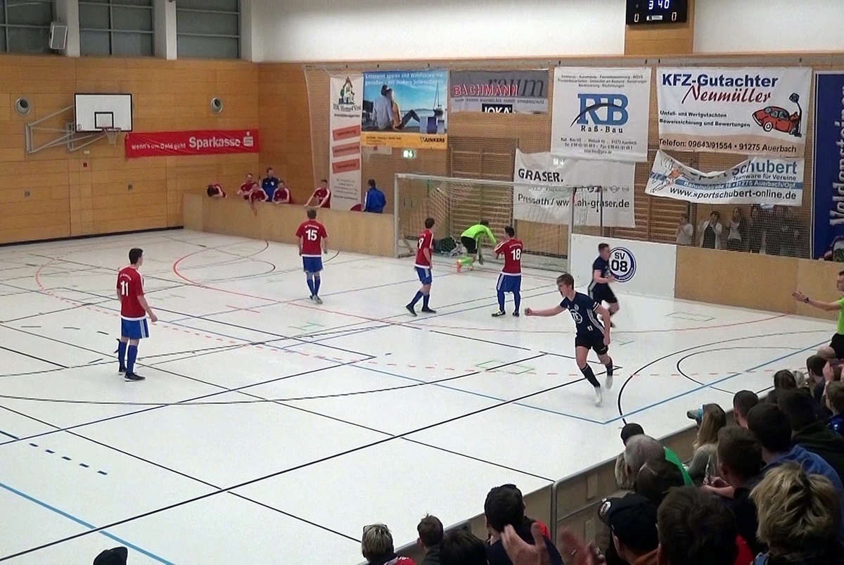 Kein Edeka-Schöffler-Cup, aber ein Auerbacher Hallen-Cup