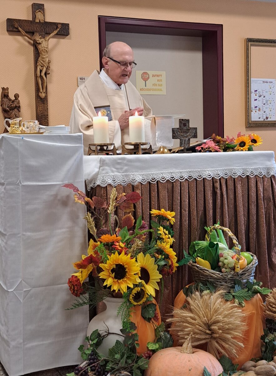 Erntedank mit zünftiger Musik und Bierkönig