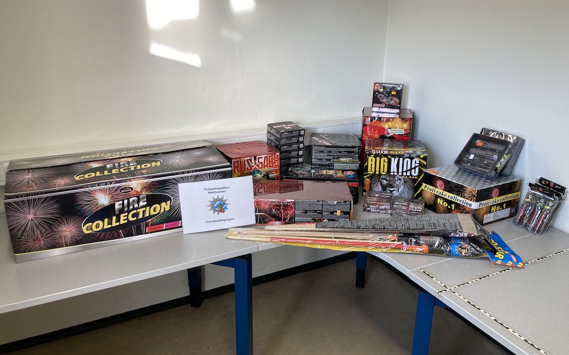 Hände weg von verbotener Pyrotechnik