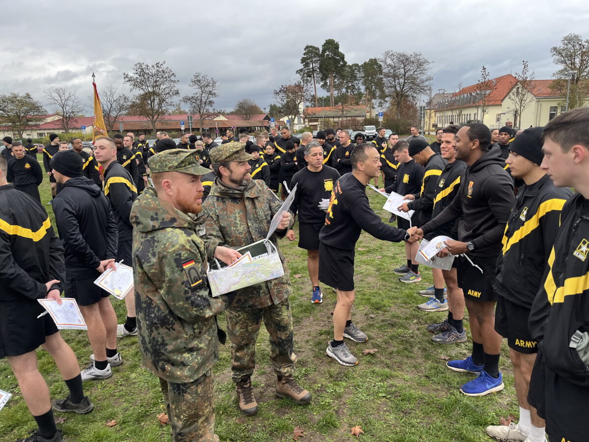 Schützenschnüre für die „Rail Gunners“