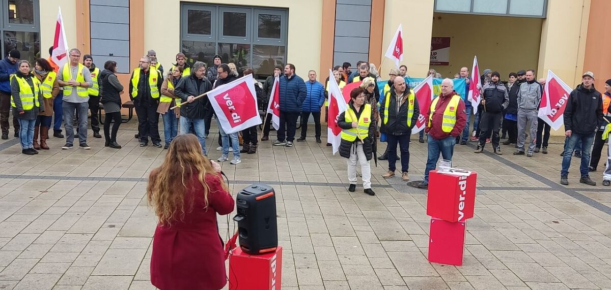 Zivilbeschäftigte in Grafenwöhr streiken
