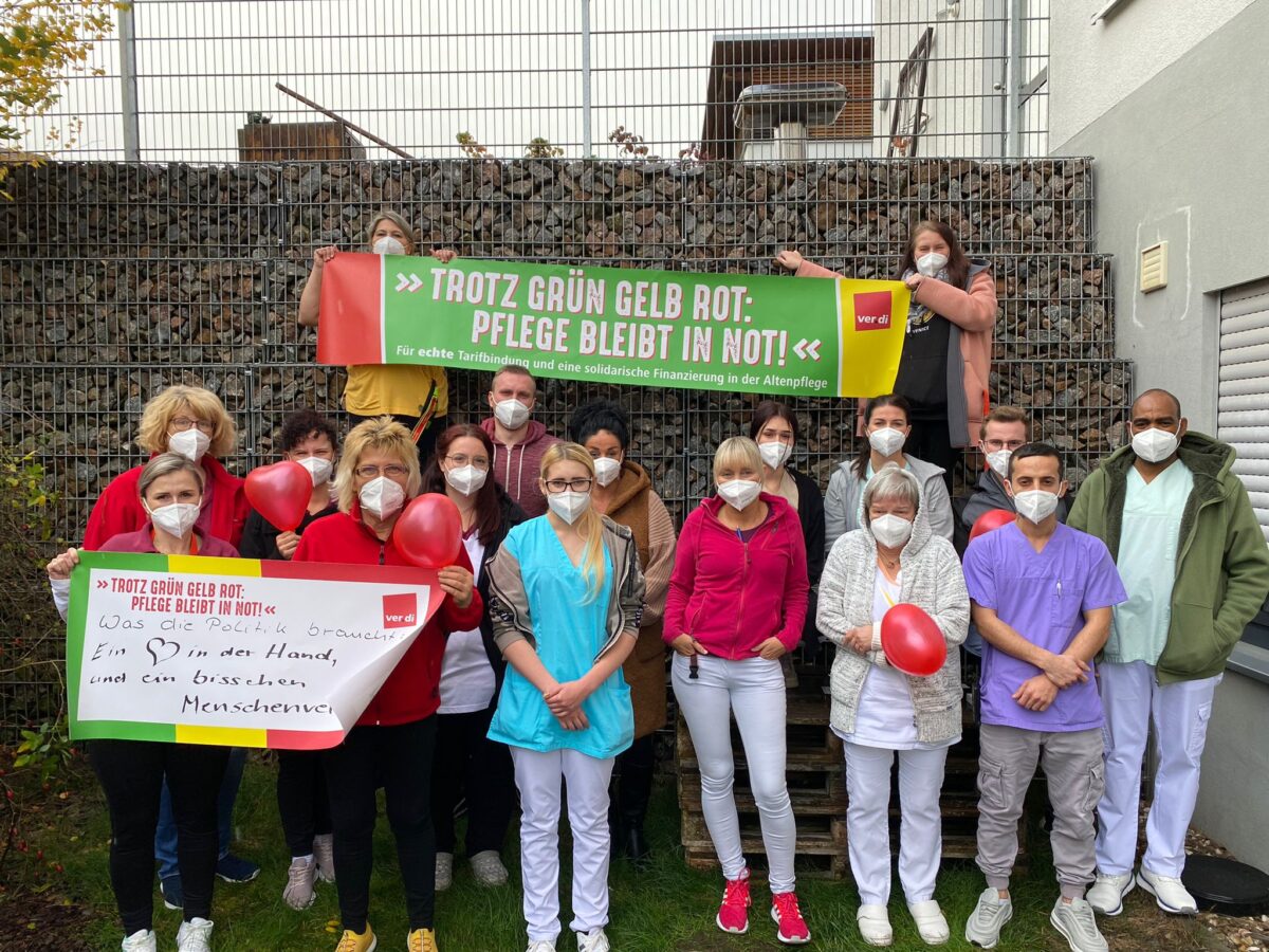 Pflege: Personalvertreter machen Druck