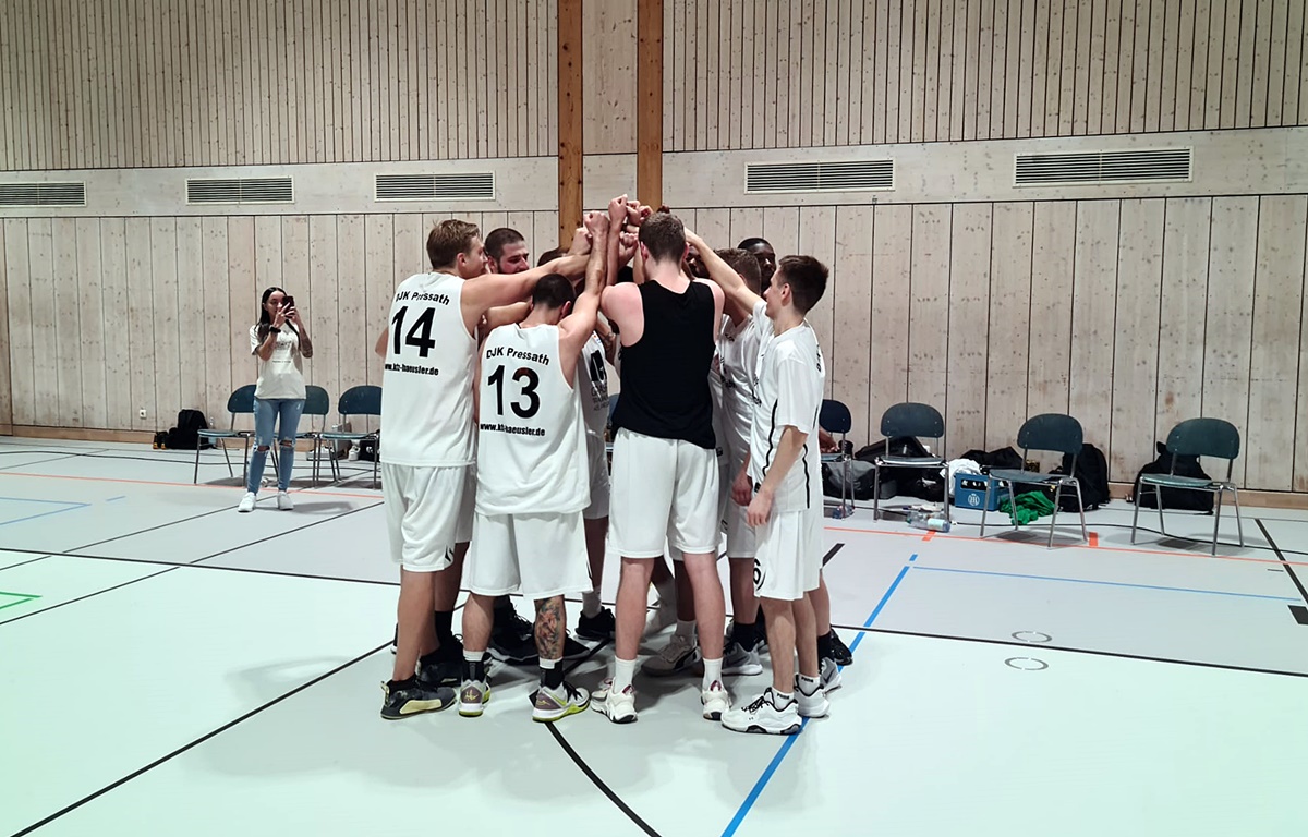 Pressather Basketballer brennen auf  Derby gegen die DJK Neustadt III