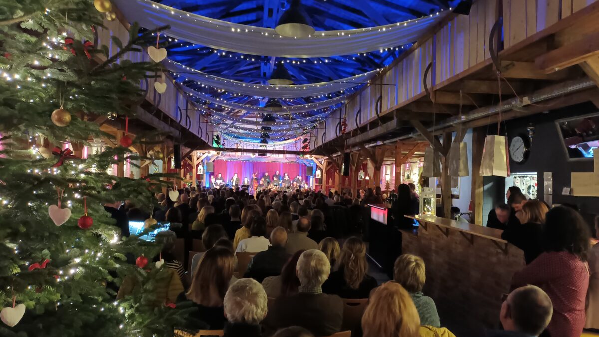 „Geile Musik“ mit Weihnachtsrausch im King-Size-Format