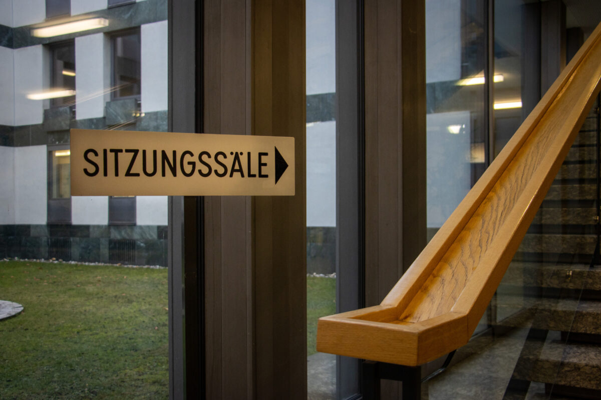 Symbolbild Justiz Prozess