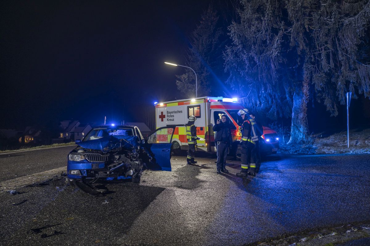 Fahrer flüchtet in Latsch nach Unfall mit 8000 € Schaden