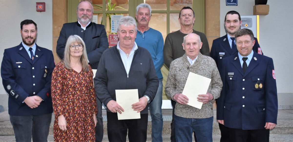 Bei der Jahreshauptversammlung der Feuerwehr Gmünd wurden langjährige Mitglieder geehrt.