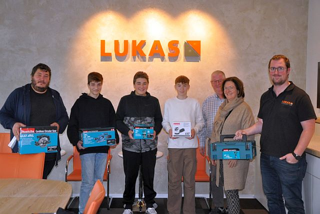 Vohenstraußer Anlagenbauer unterstützen MINT-Initiative der Realschule