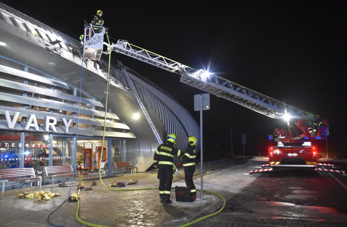 Brand am International Airport Karlsbad