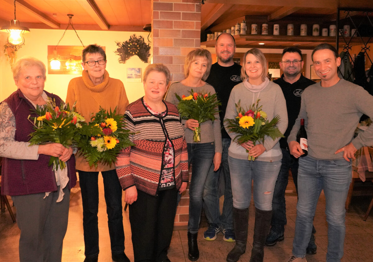 Traditionsmetzgerei dankt langjährigen Mitarbeitern