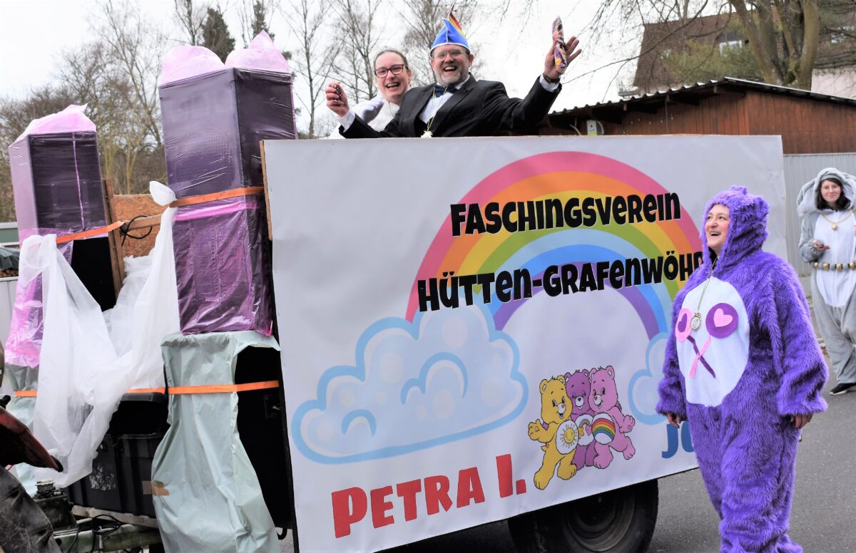 Der Faschingszug in Hütten.