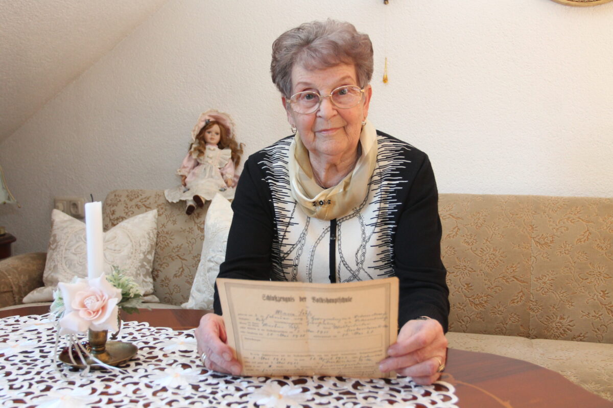 Der Jugendschutz im Wandel der Zeit: Zeugnis von 1922