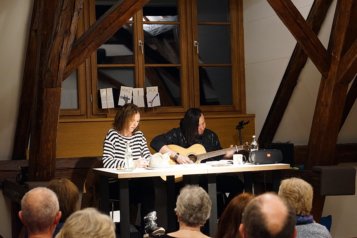 Die etwas andere Buchlesung in der Stadtbibliothek Eschenbach