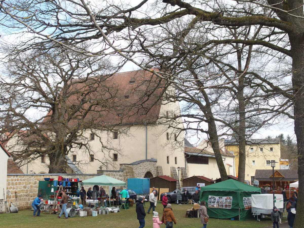 Ostermarkt bringt den Frühling ins Museum