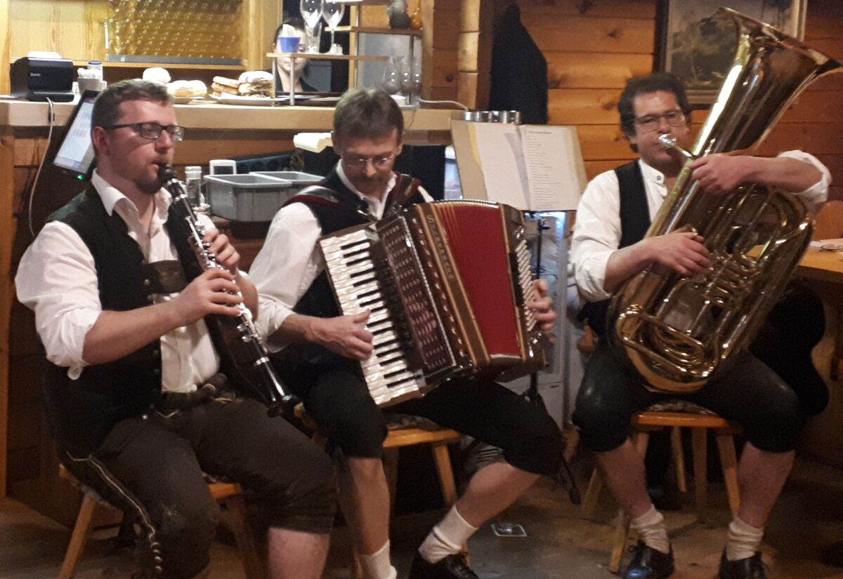 Musikantenstammtisch in der Strobelhütte