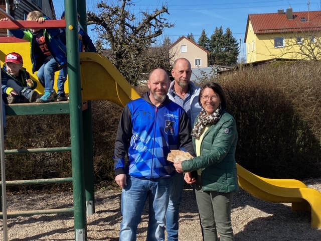 Dartverein unterstützt Kindergarten