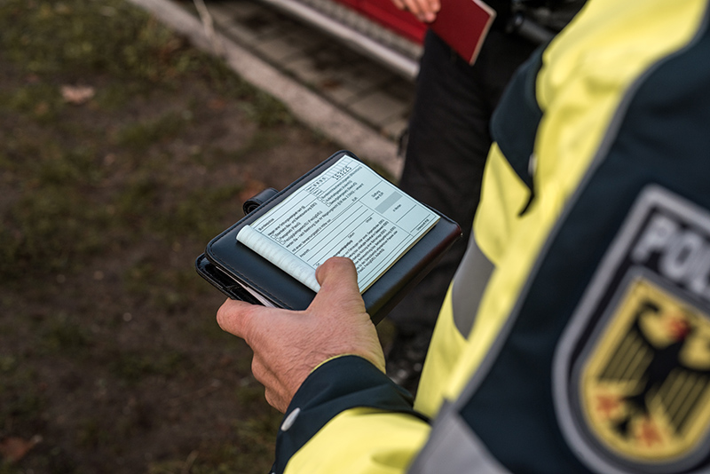 Zwei gefälschte Führerscheine bei Kontrollen sichergestellt