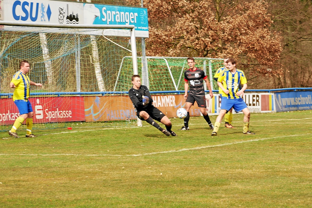 A-Klasse Ost: Die Spitzenteams geben sich keine Blöße