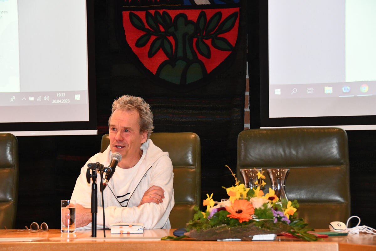 Eröffnung der Weidener Literaturtage mit SZ-Journalist Axel Rühle Foto:Martin Stangl