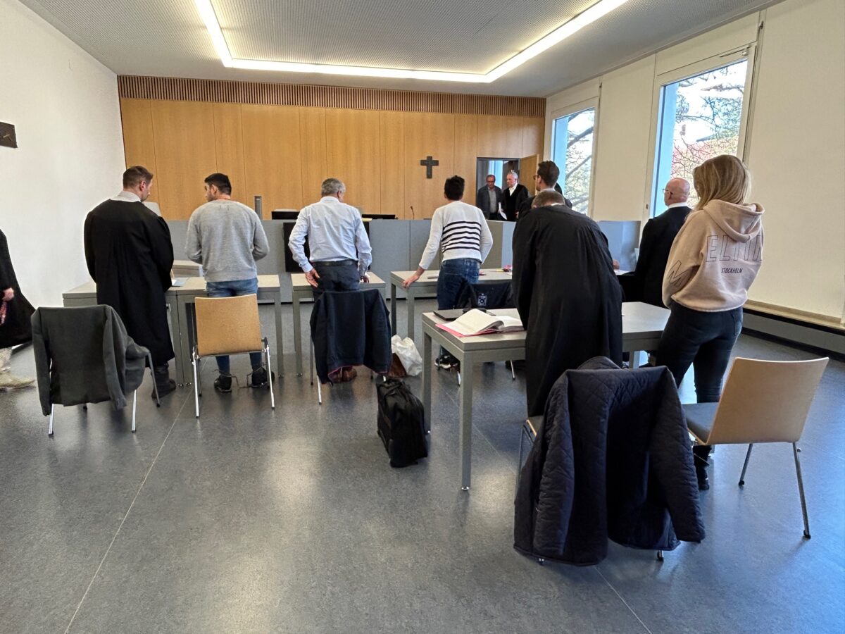 Milde Urteile im Schleuserprozess Foto: Martin Stangl