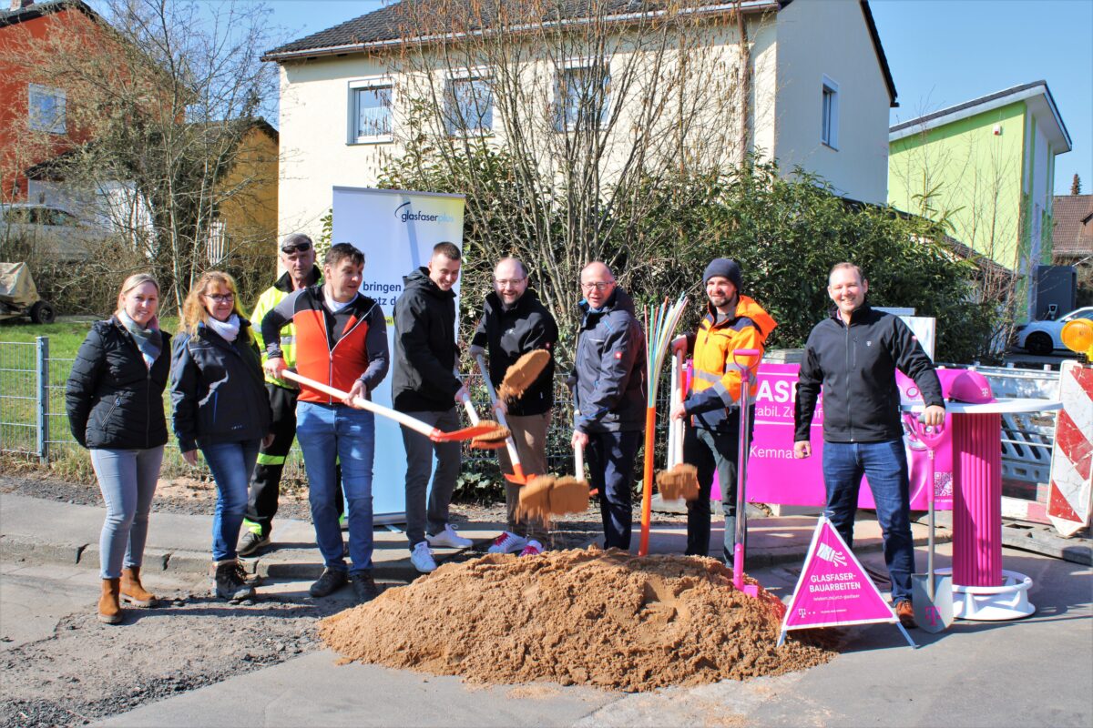 In Kemnath fiel der Startschuss für den Glasfaserausbau