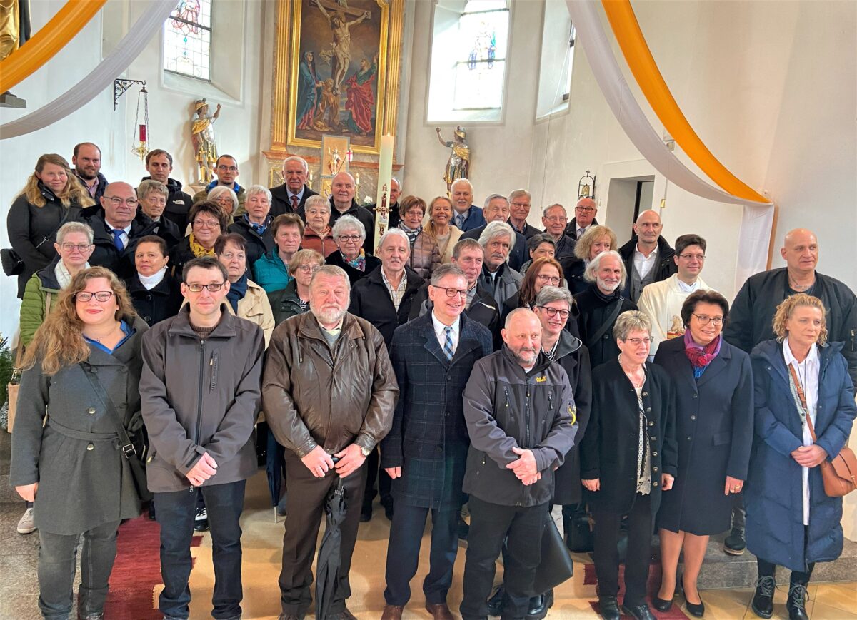 Hoffnung und Zuversicht durch den Glauben: Jubelkommunikaten feiern gemeinsam