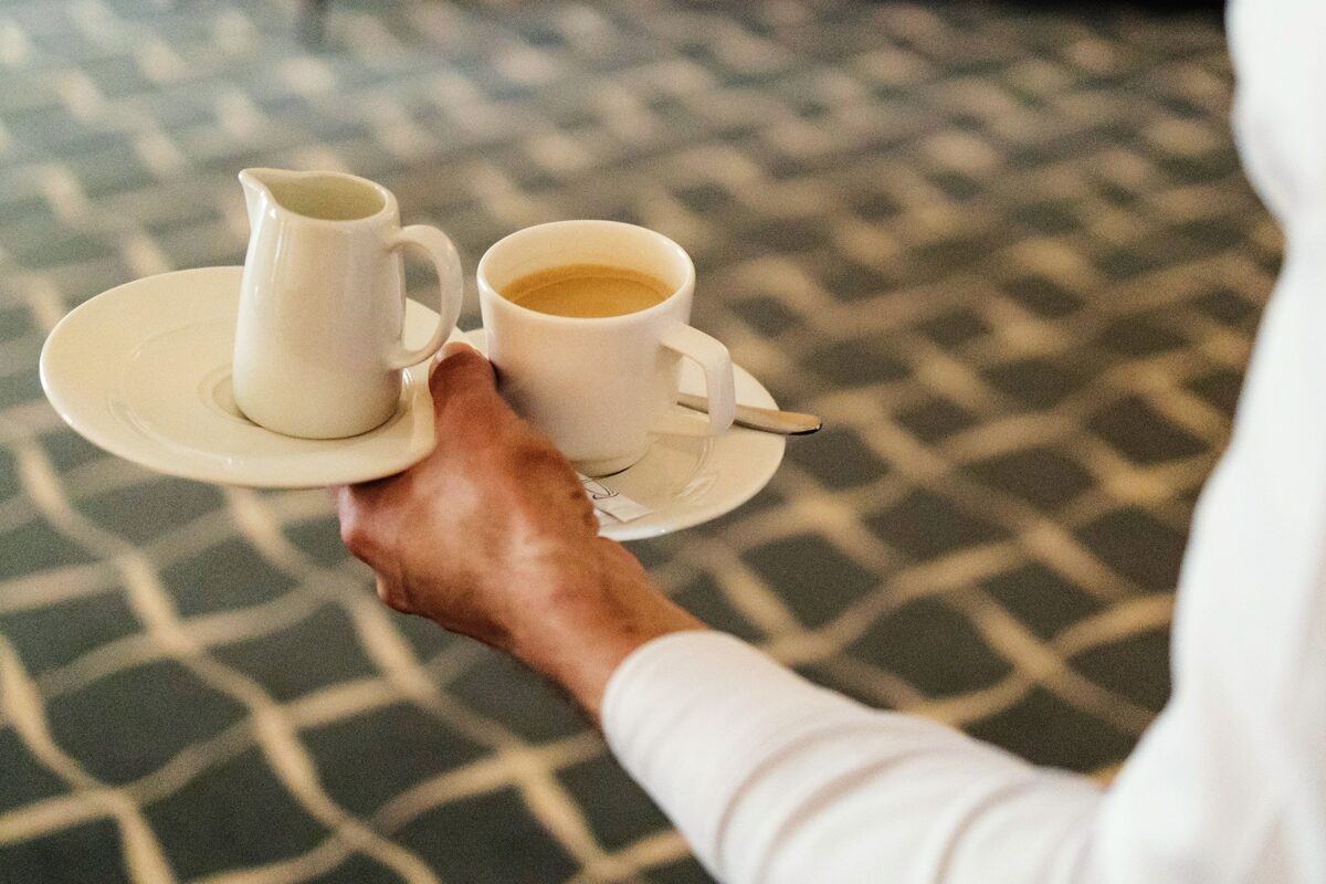 Mehr Geld für Köche, Kellnerinnen &amp; Co