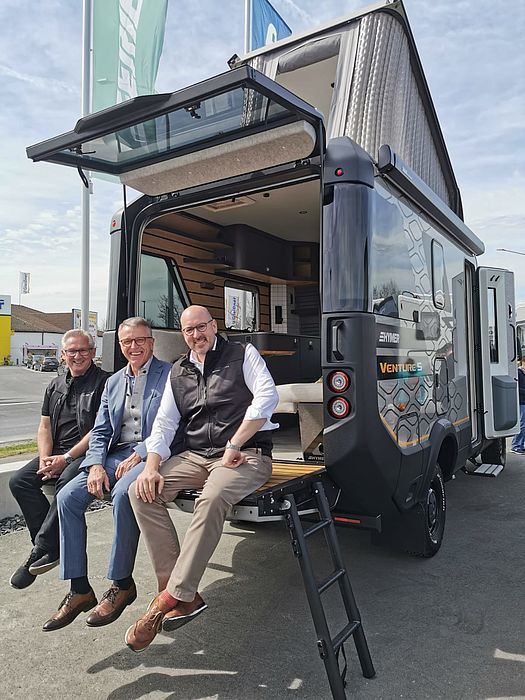 Bürgermeister begrüßt neues Unternehmen