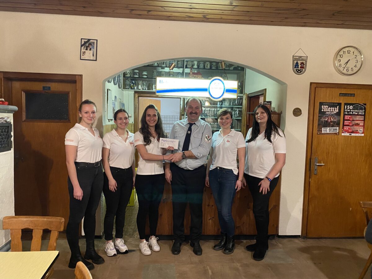 Spende für die feschen Festdamen