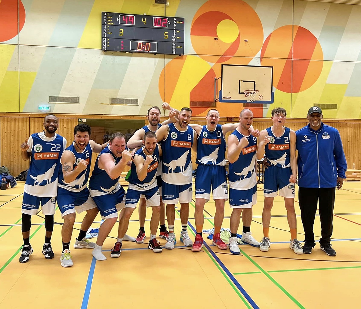 Basketballherren des TB Weiden machen Titel mit Kantersieg perfekt