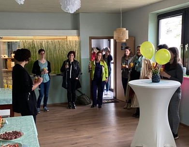 Katrin Hüttners „Froschzirkus“ bietet für Eltern und Babys alles unter einem Dach