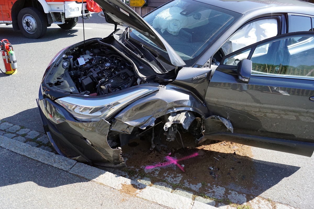 Schwerer Verkehrsunfall in Eschenbach