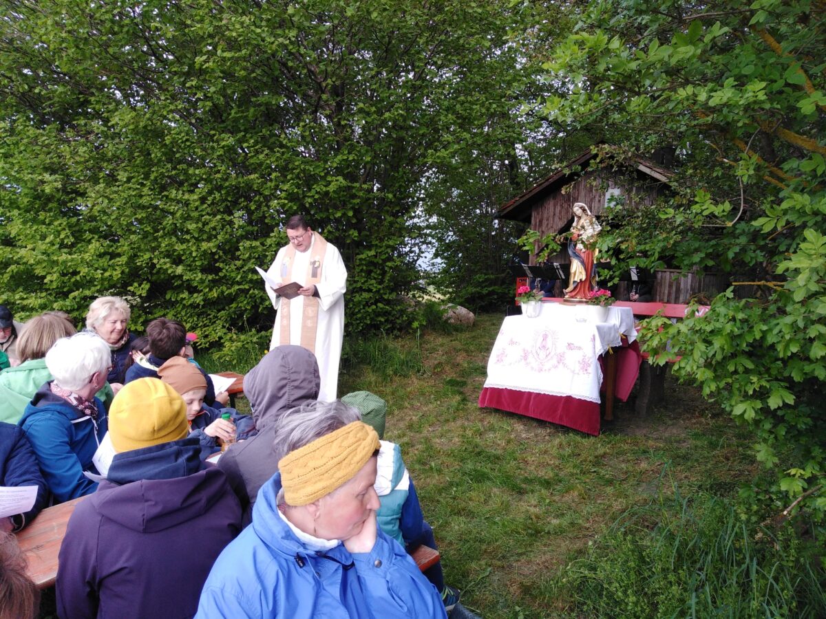 Maiandacht des OWV Moosbach am Steinknöchl