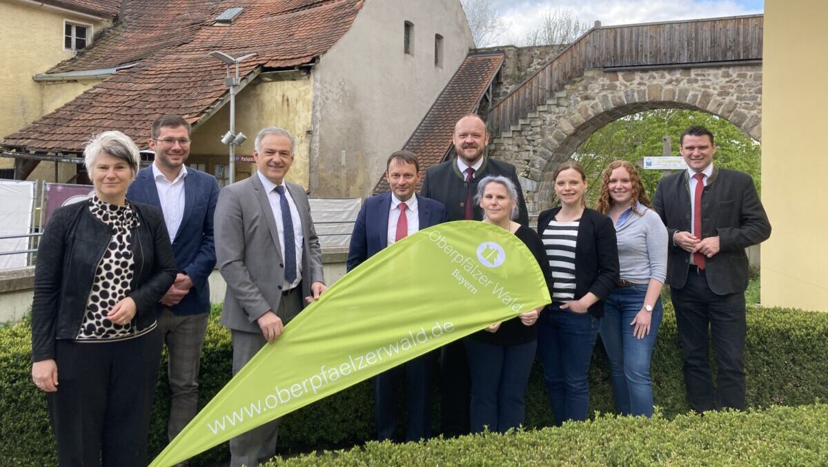 Zusammenarbeit als Erfolgsrezept: Schwandorf übernimmt Tourismus-Vorsitz