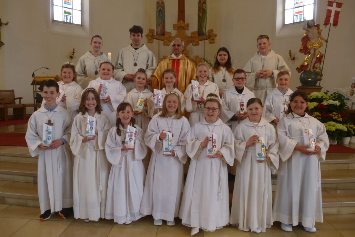 Strahlende Gesichter am Tisch des Herrn