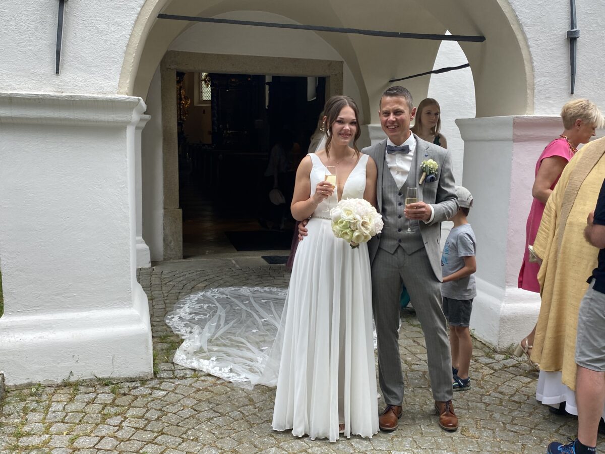 Julia und Martin Busch kirchlich getraut