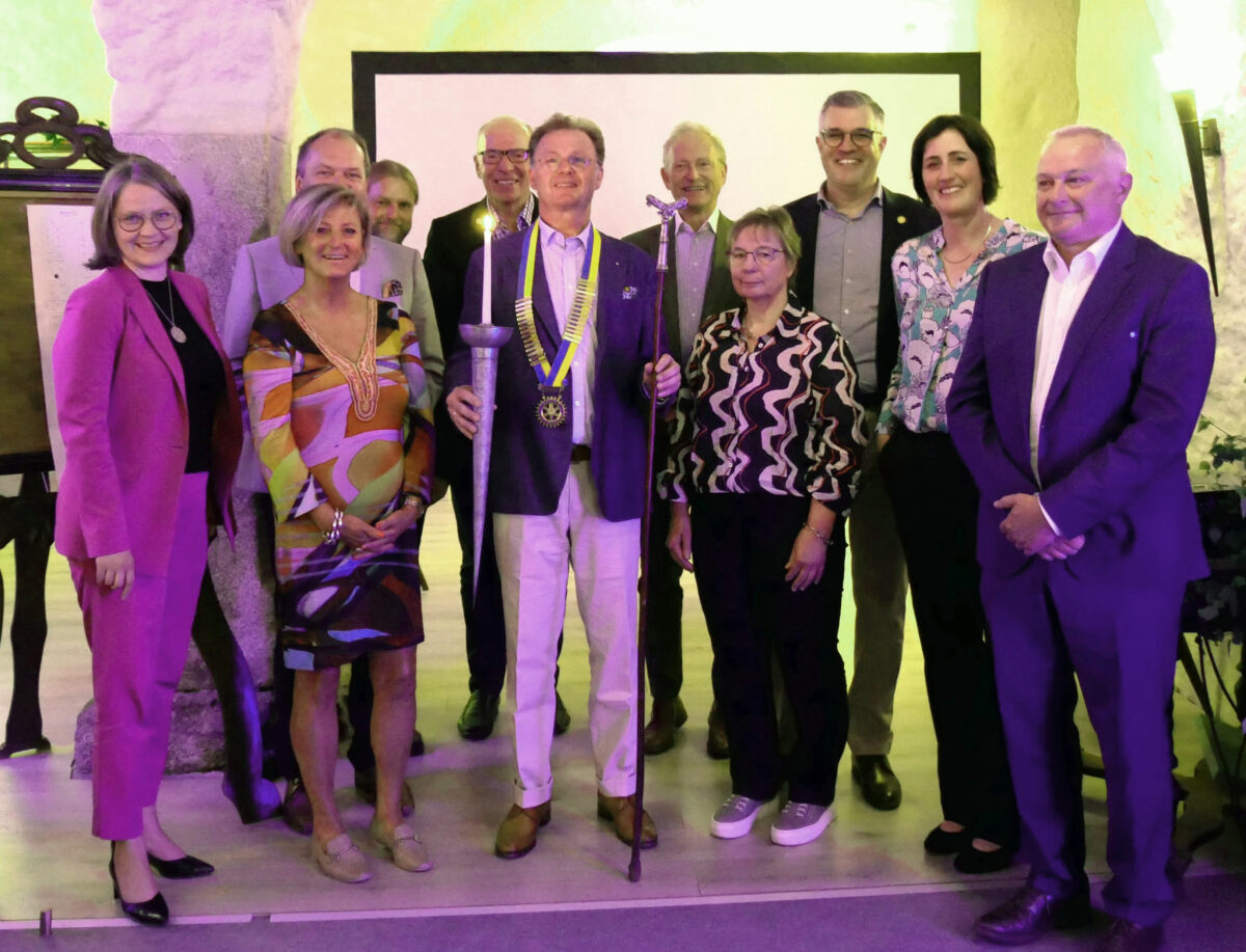 20230701 Vorstandschaft 2023_24 Rotary Club Tirschenreuth Foto Rotary Stiftland