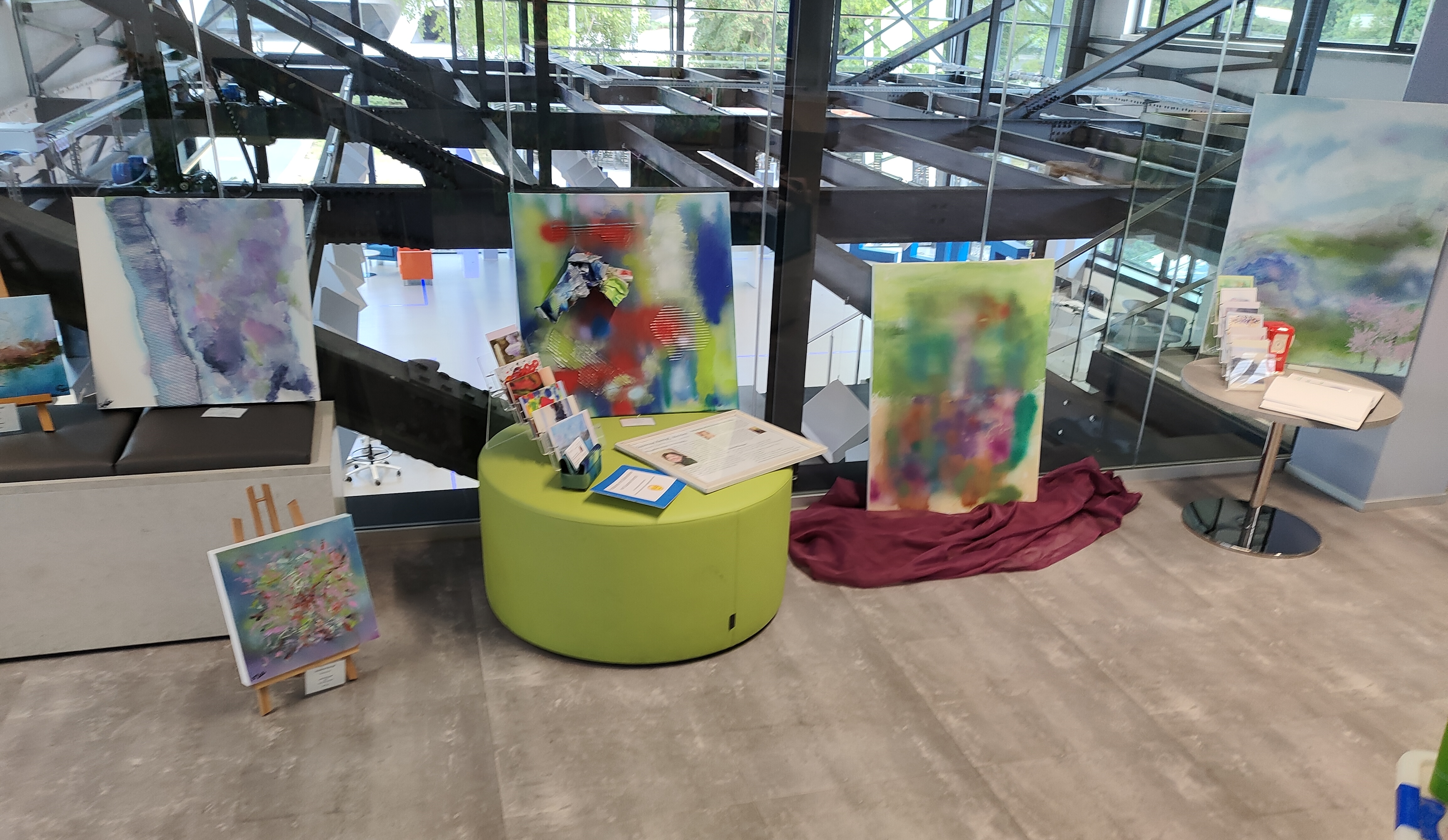 Ausstellung „Voilà! 3 und mehr“ FUTURE LAB der LUCE-Stiftung in Weiherhammer