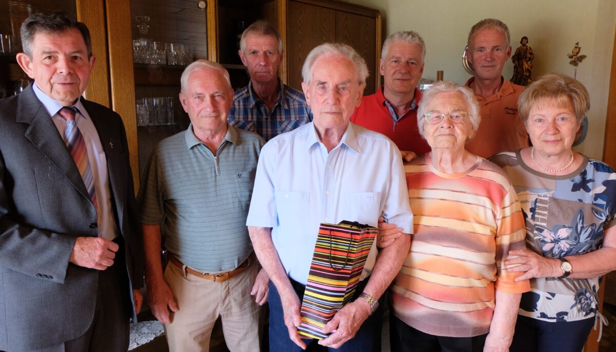 Ein Vorbild an Kameradschaft feiert 95. Geburtstag