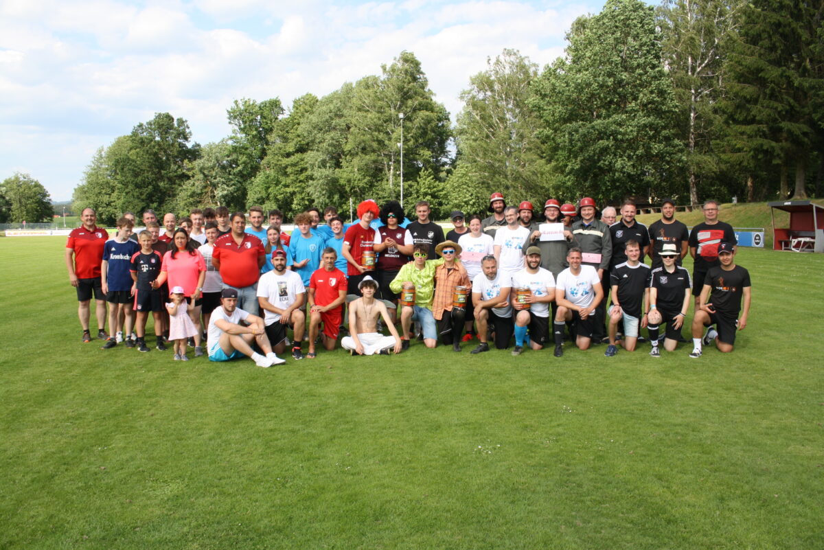 Gaudi-Elfmeter-Turnier: Fair, fröhlich und verletzungsfrei