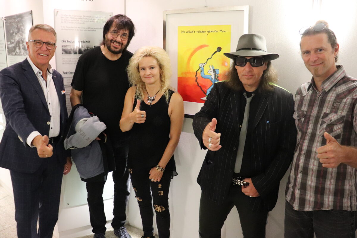 Lindenberg-Waalkes-Zander: „Fünf Sterne“ für die Kunstausstellung