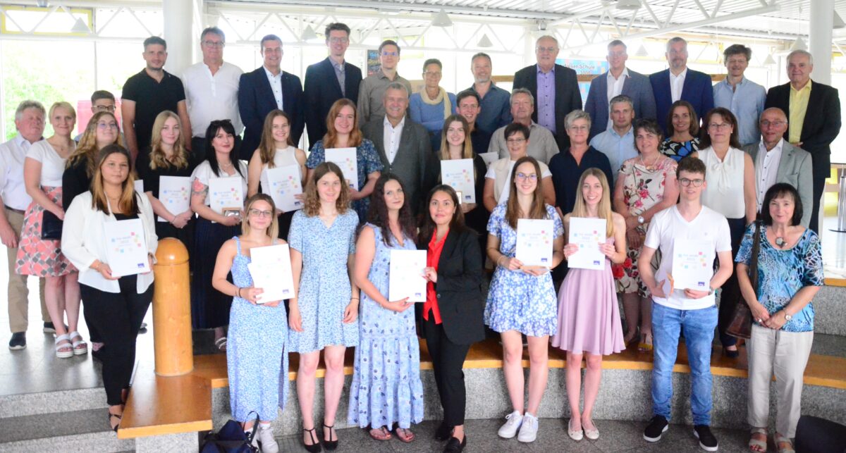 Europaberufsschule zeichnet Schulbeste aus