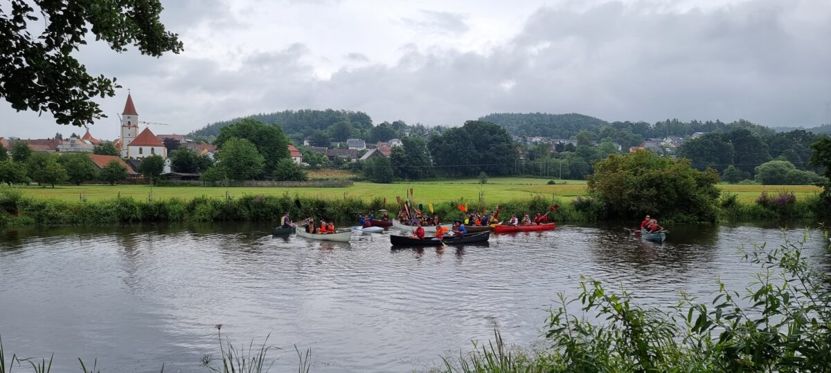 Mit Kanufahrt: Ferienprogramm des Stadtjugendrings Weiden eröffnet