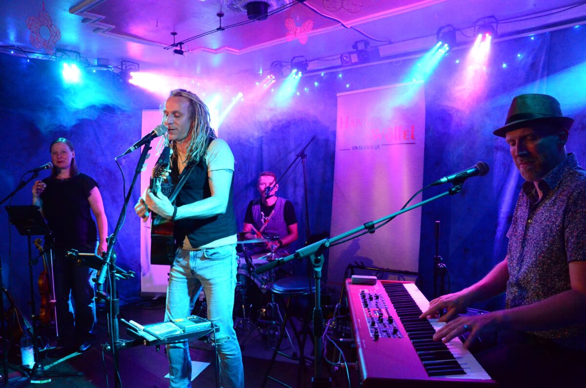 „Live Stage“ mit Wölfel &amp; Friends