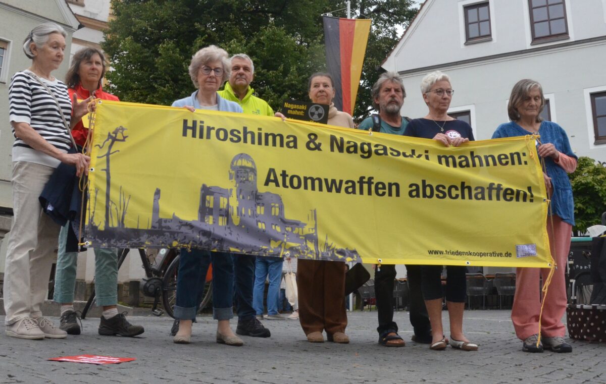 Gedenken an die Opfer der Atombombenabwürfe