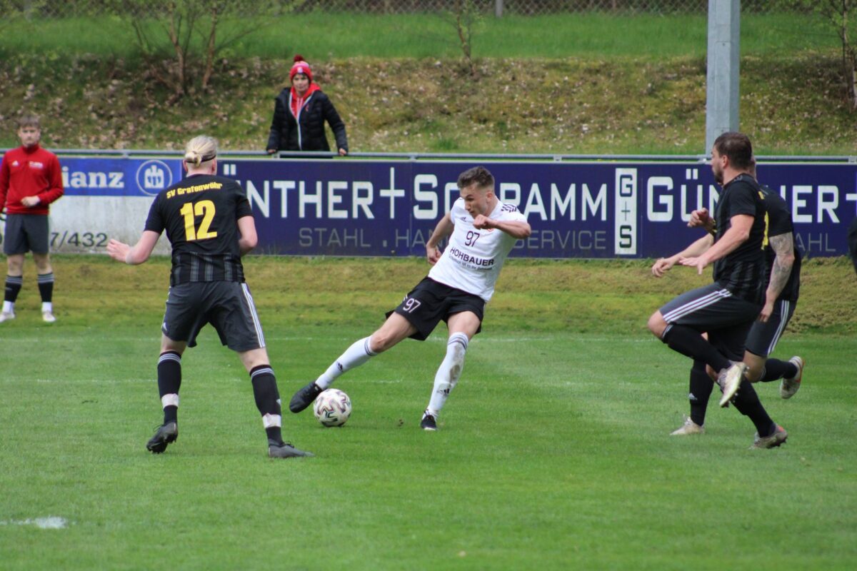 SC Luhe Wildenau stellt Weichen und verlängert mit zwei Säulen der Mannschaft