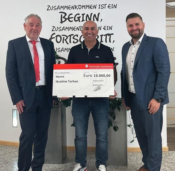 10.000 Euro Gewinn für Kunden der Sparkasse Grafenwöhr
